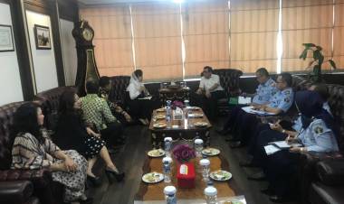 Audiensi Ikatana Notaris Indonesia dengan Yasona Laoly